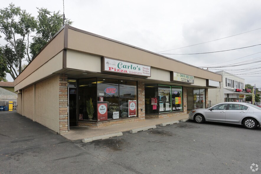 More Photos Of 407-411 W Moreland Rd, Willow Grove Storefront For Sale
