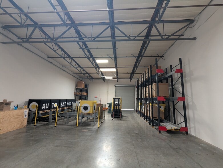 More Photos Of 8351 Elm Ave, Rancho Cucamonga Warehouse For Lease