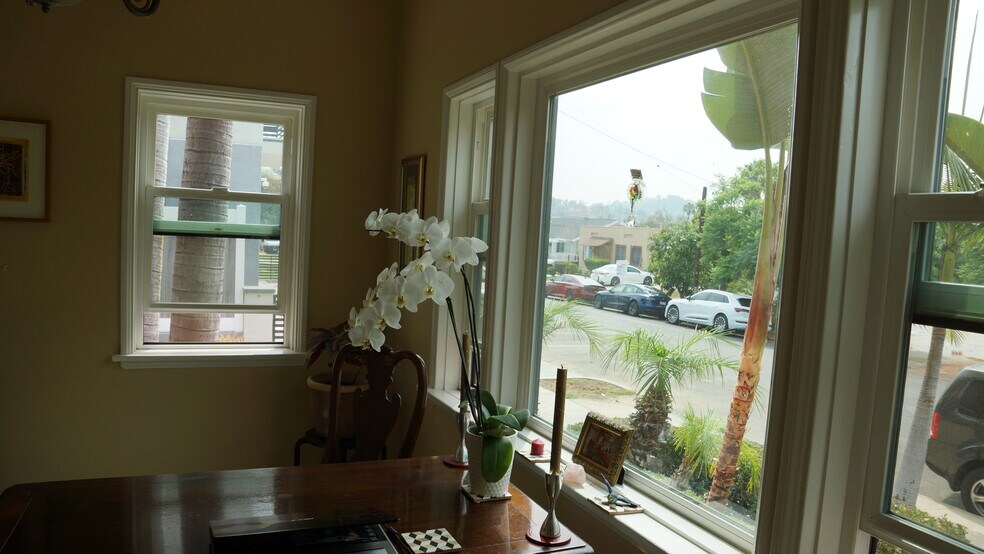 More Photos Of 1850-1854 Hillhurst Ave, Los Angeles Restaurant For Sale