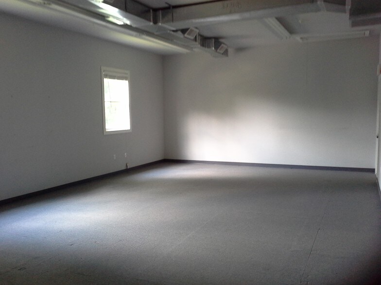 More Photos Of 127 W Street Rd, Kennett Square Medical For Lease