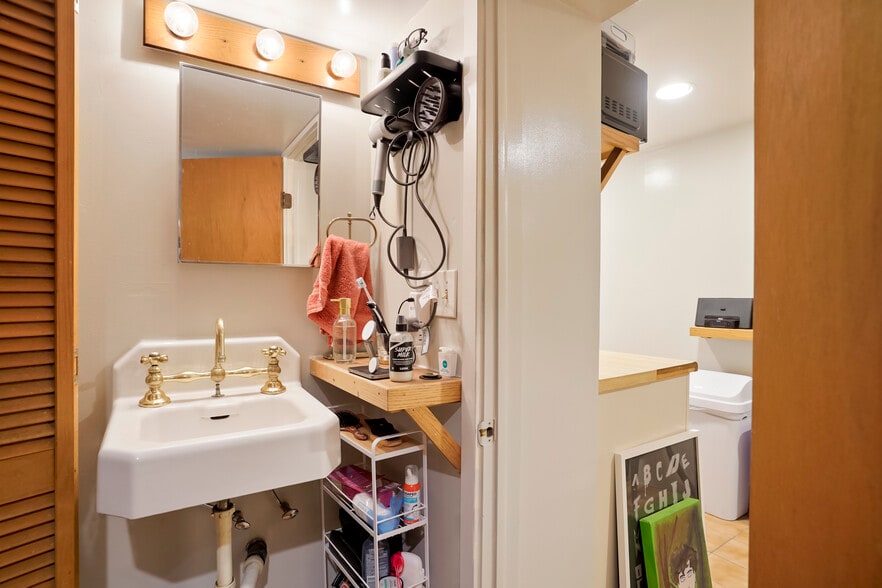 More Photos Of 1439 Detroit St, Denver Apartments For Sale