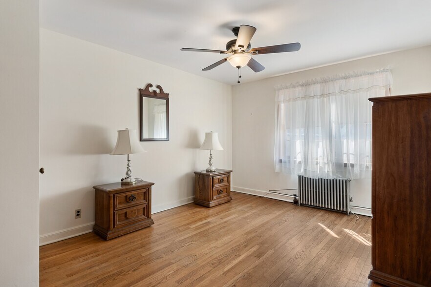 More Photos Of 370 Mamaroneck Ave, Mamaroneck Storefront Retail Residential For Lease