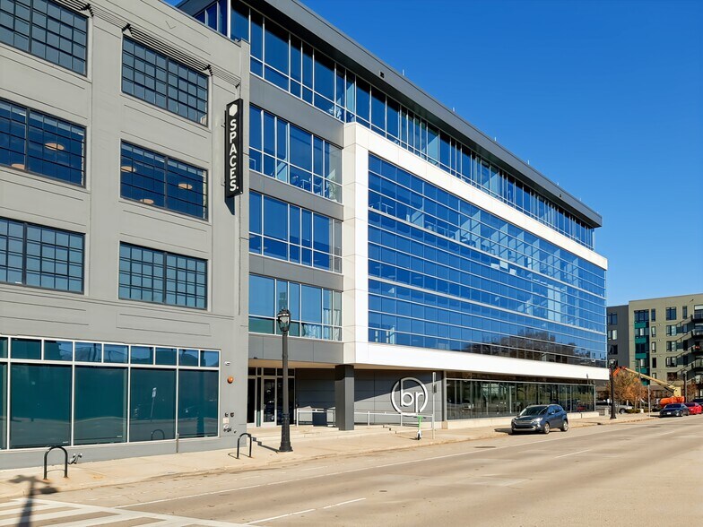 More Photos Of 1433 N Water St, Milwaukee Coworking Space