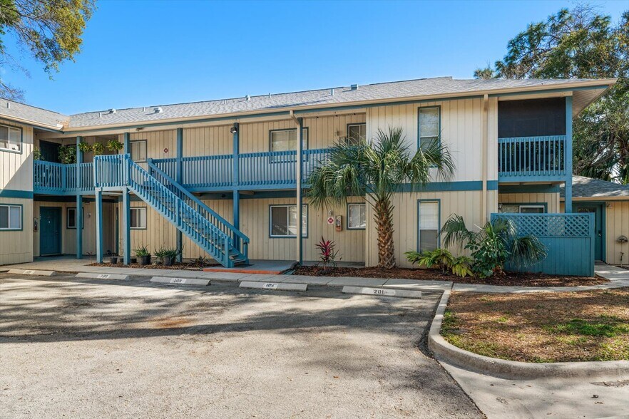 More Photos Of 1113 Ohio Ave, Dunedin Apartments For Sale