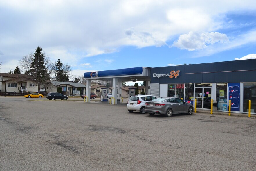 More Photos Of 103 Greenham Dr, Red Deer General Retail For Sale