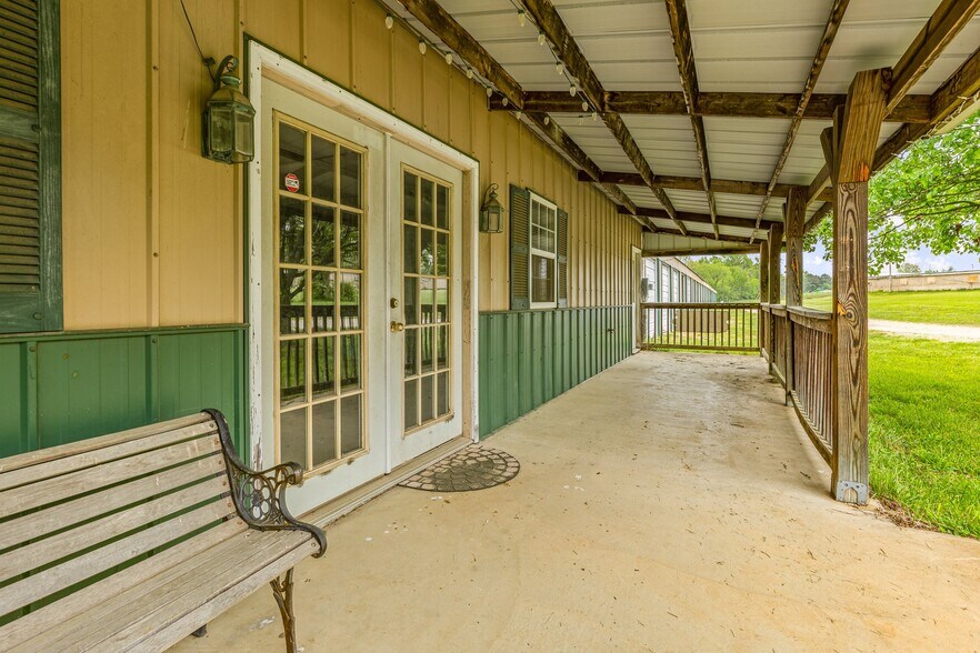 More Photos Of 99 Roper Dr, Park Hills Self Storage For Sale