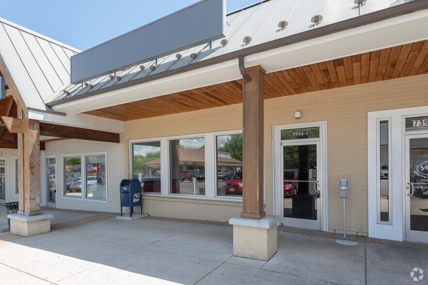 More Photos Of 7395-7397 Lee Hwy, Falls Church General Retail For Lease