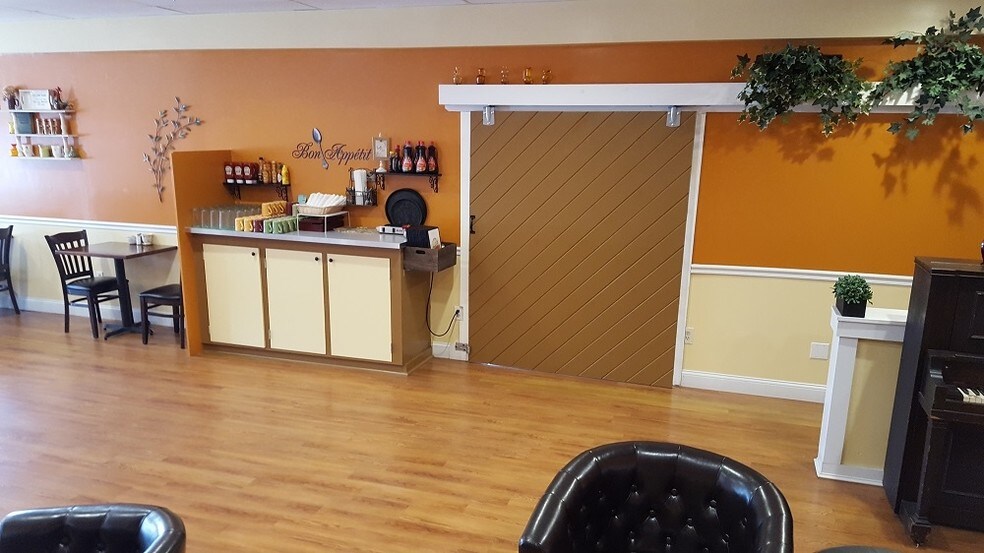 More Photos Of 99 Fortin Rd, Kingston Storefront For Lease