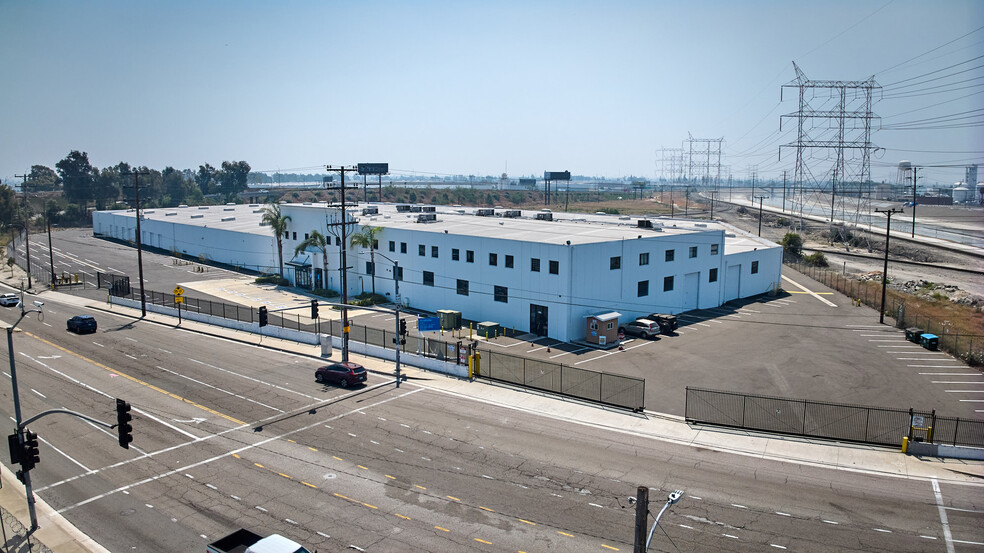 Primary Photo Of 3030 S Atlantic Blvd, Vernon Warehouse For Lease