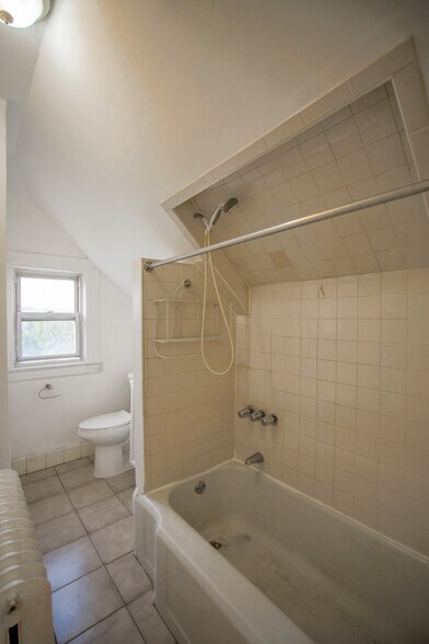 More Photos Of 73 Harrison St, Staten Island Apartments For Sale