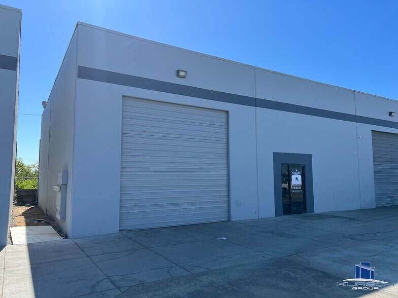 More Photos Of 17615 Alder St, Hesperia Warehouse For Lease