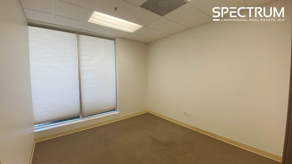 More Photos Of 28368 Constellation Rd, Valencia Research And Development For Lease
