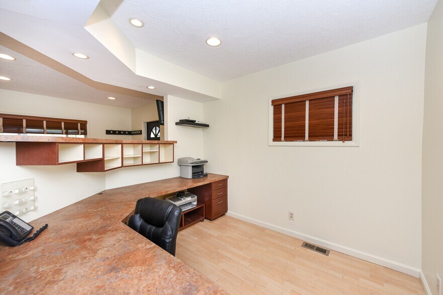 More Photos Of 128 Empire Blvd, Rochester Office Residential For Sale