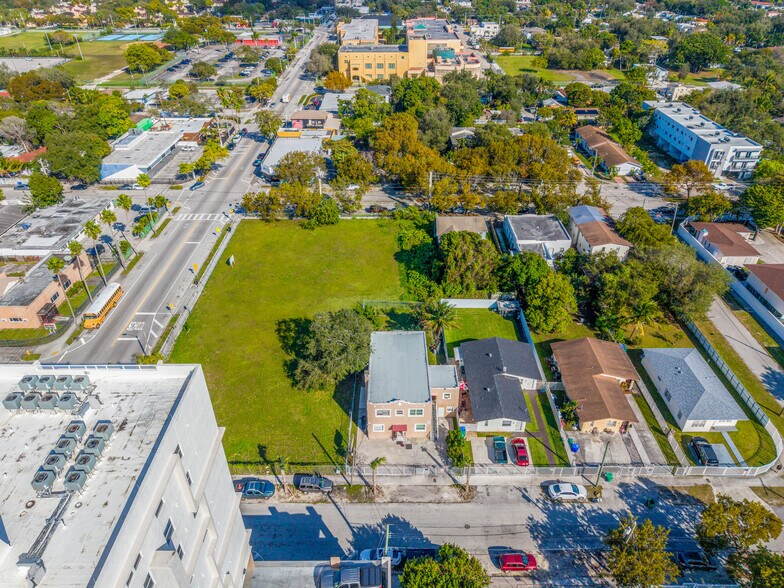 More Photos Of 193 NW 58th St, Miami Apartments For Sale