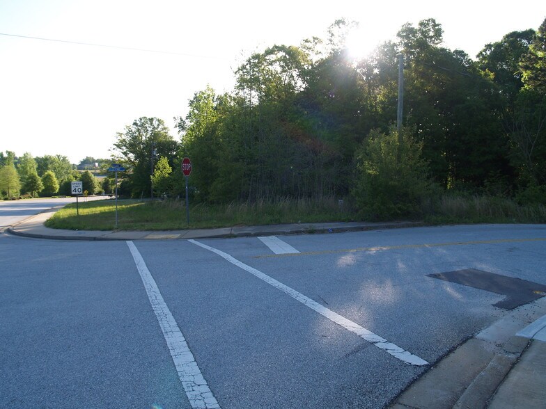 More Photos Of 0 Cheyenne Dr, Simpsonville Land For Sale