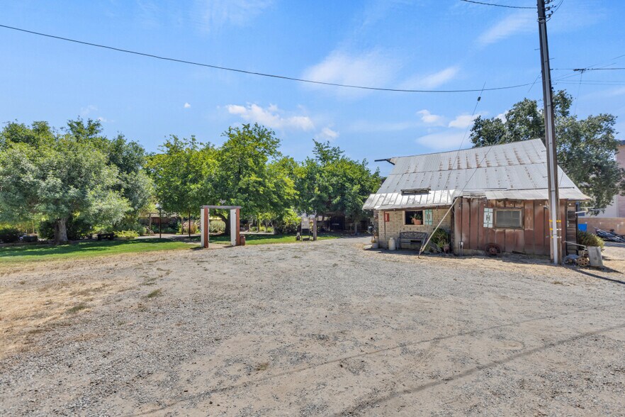 More Photos Of 9455 E Stockton Blvd, Elk Grove Specialty For Sale