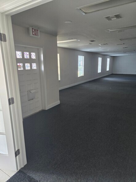 More Photos Of 3677 Central Ave, Fort Myers Medical For Lease