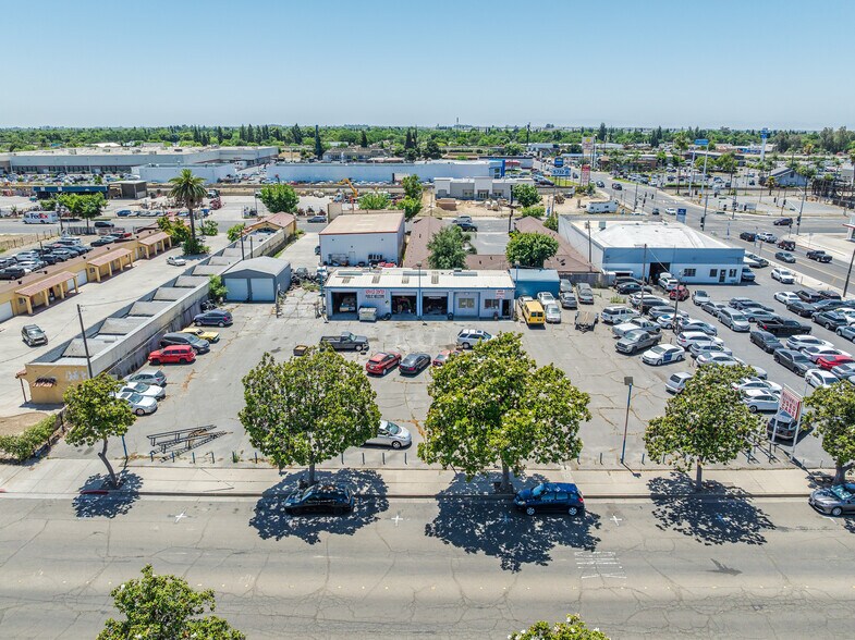 More Photos Of 1450 W Main St, Merced Auto Repair For Sale