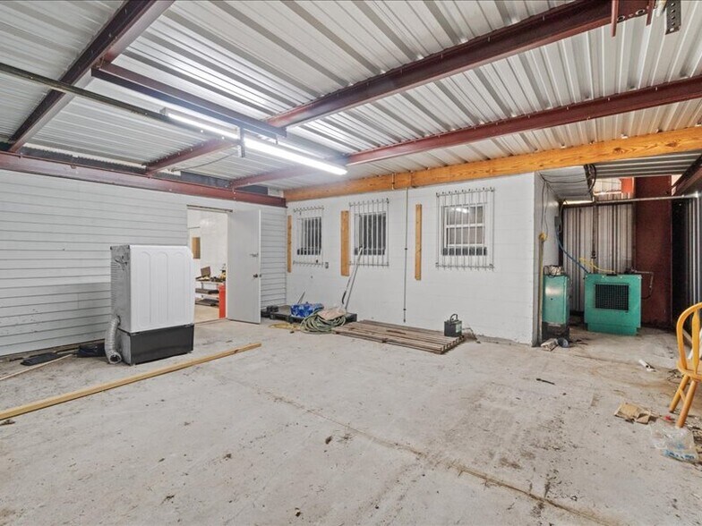 More Photos Of 10730 Camp Mack Rd, Lake Wales Storefront Retail Residential For Sale