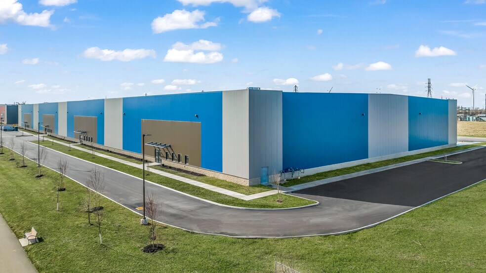 More Photos Of 2 Steelworkers Way, Lackawanna Unknown For Lease