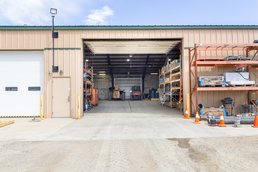 More Photos Of 3860 Helberg Dr, Helena Service For Lease
