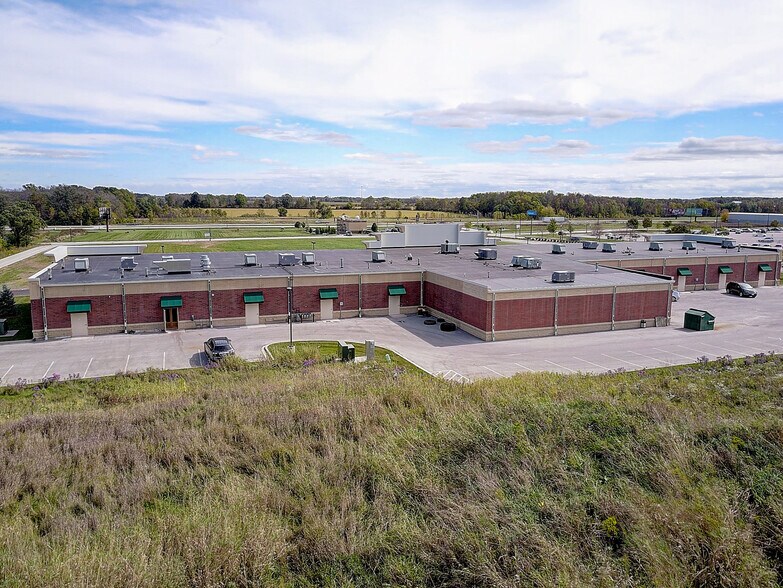 More Photos Of 530-550 Walton Dr, Plymouth Storefront For Lease