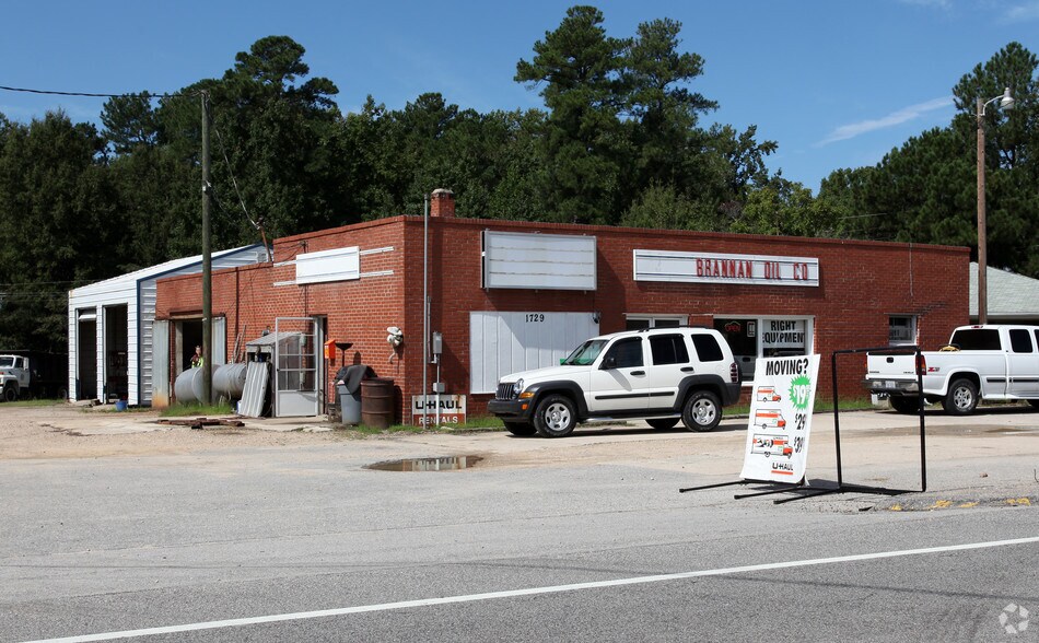 Primary Photo Of 1729 N Arendell Ave, Zebulon Auto Repair For Lease