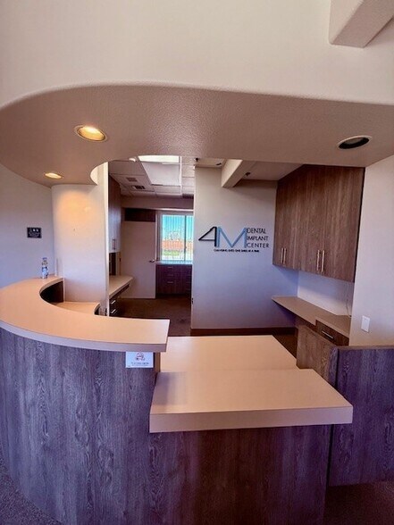 More Photos Of 73929 Larrea St, Palm Desert Medical For Sale
