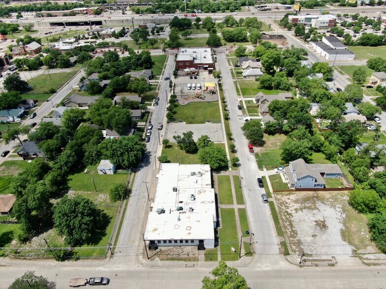 More Photos Of 970 E Humbolt St, Fort Worth Medical For Sale