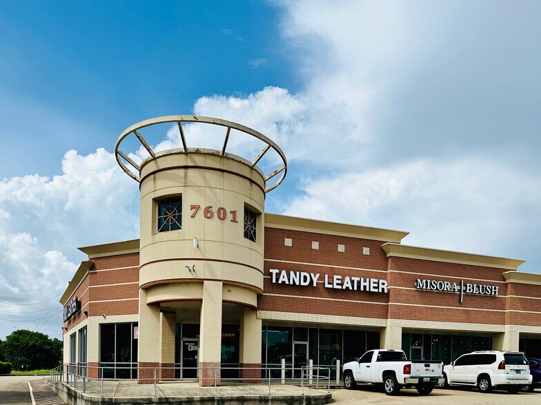 More Photos Of 7601 W Sam Houston S, Houston Storefront For Sale