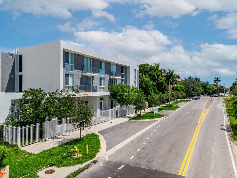 More Photos Of 26720 Old Dixie Hwy, Homestead Apartments For Sale