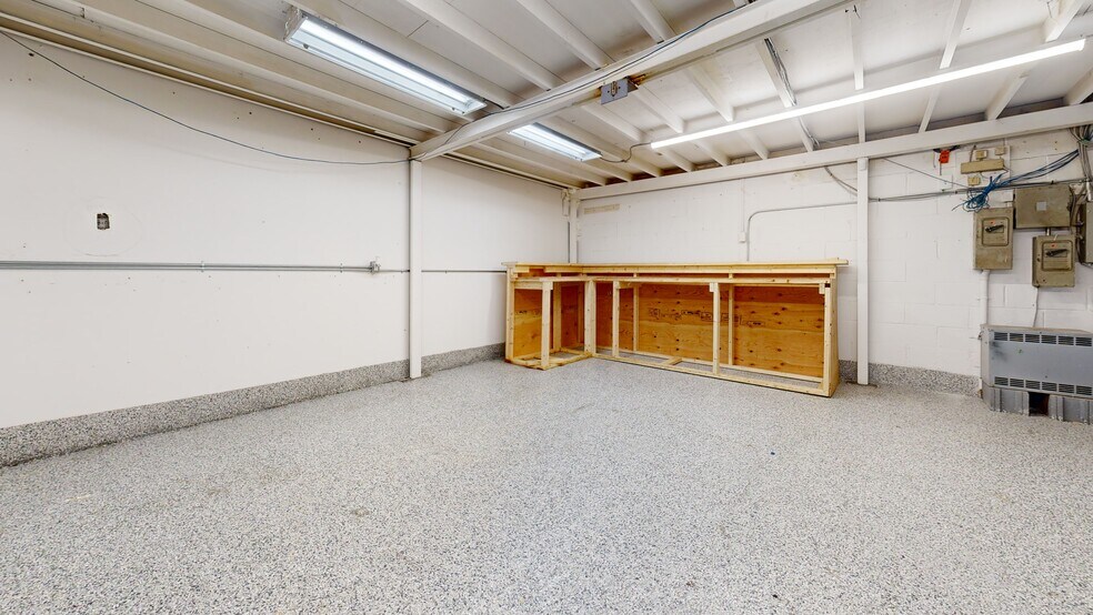 More Photos Of 1333 Boundary Rd, Oshawa Service For Lease