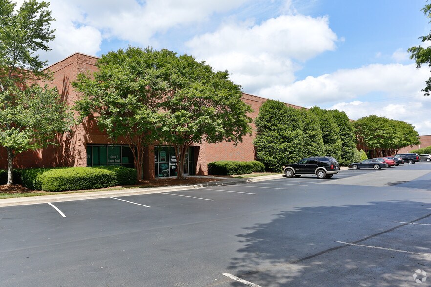Primary Photo Of 5400 W WT Harris Blvd, Charlotte Warehouse For Lease