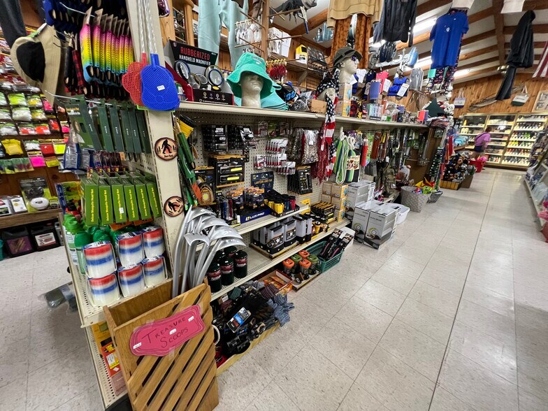 More Photos Of 29209 County Road 407, Newberry Lodge Meeting Hall For Sale