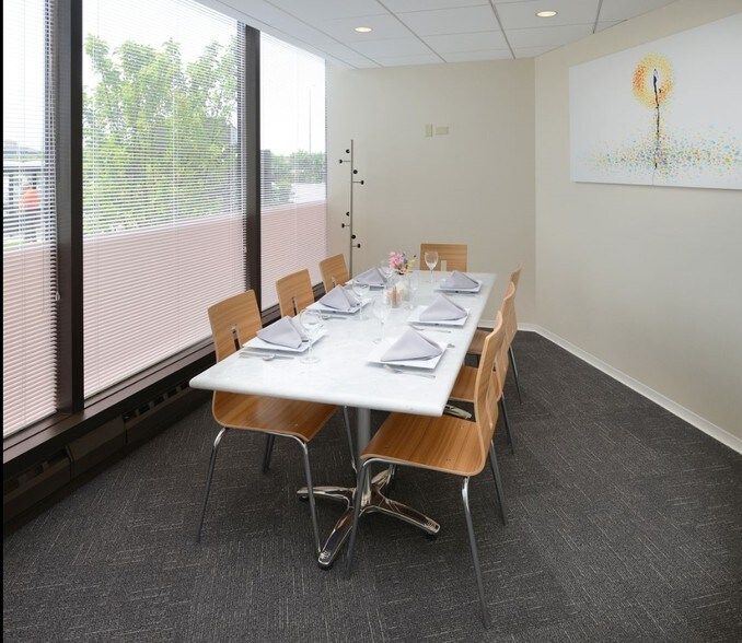 More Photos Of 2275 Half Day Rd, Bannockburn Office For Lease