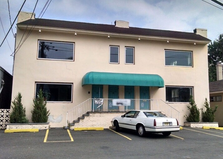 More Photos Of 18-24 Johnson Ave, Hackensack Medical For Lease