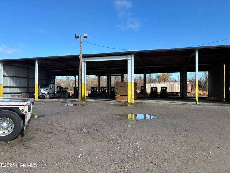 More Photos Of 141 Knobbs Creek Dr, Elizabeth City Industrial For Sale