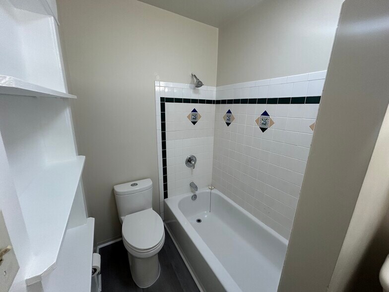 More Photos Of 1428 W 10th Ave, Spokane Apartments For Sale