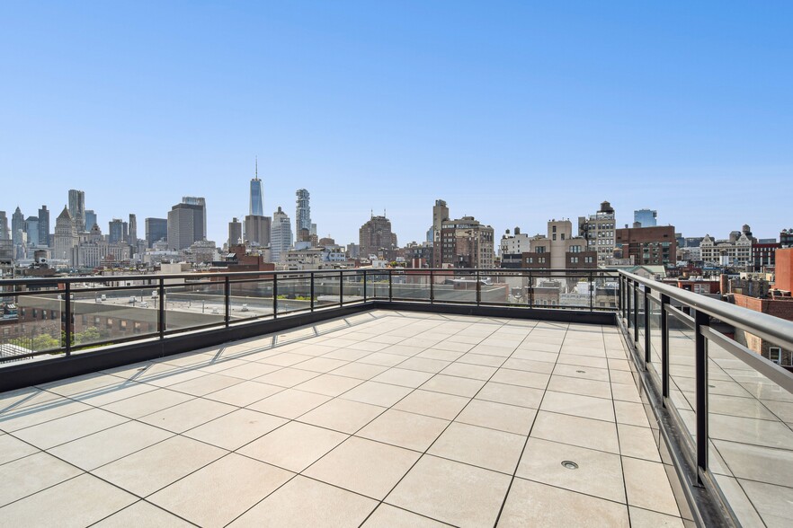 More Photos Of 210 Elizabeth St, New York Office For Lease