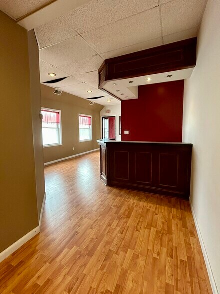More Photos Of 553 Main St, Stroudsburg Loft Creative Space For Lease