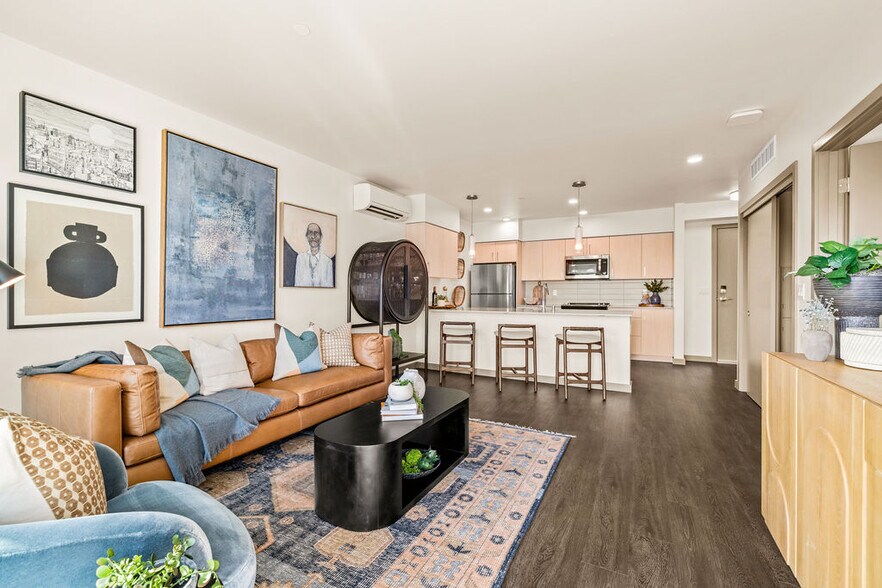 More Photos Of 110 Roy St, Seattle Apartments For Lease