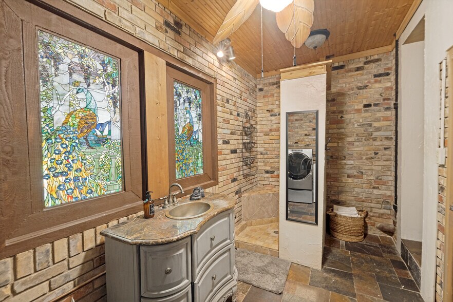 More Photos Of 8570 River Rd, New Braunfels Hospitality For Sale