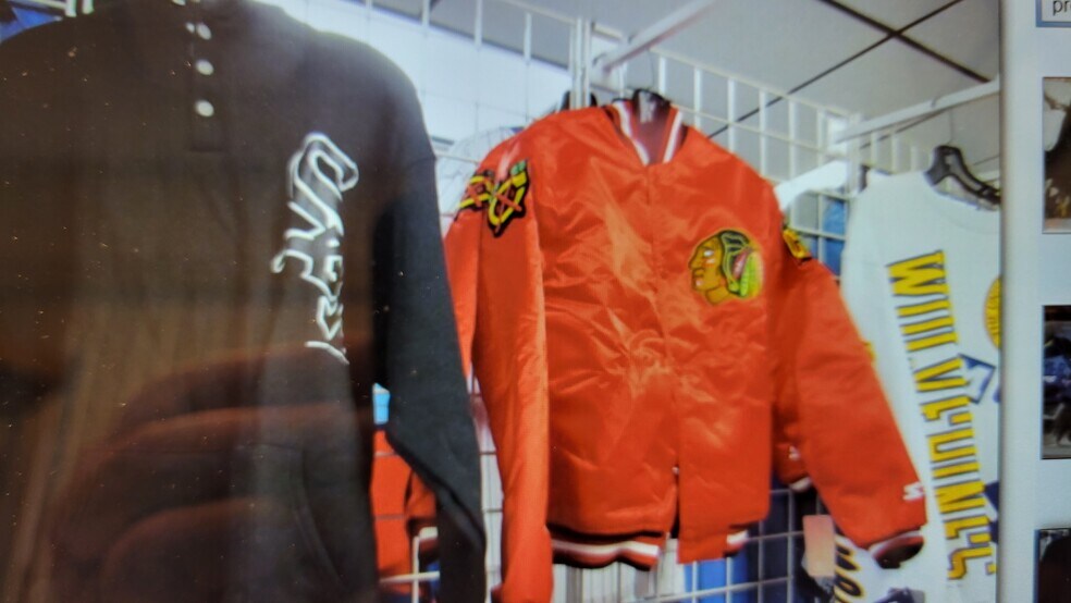 More Photos Of 5635 W Irving Park Rd, Chicago General Retail For Sale