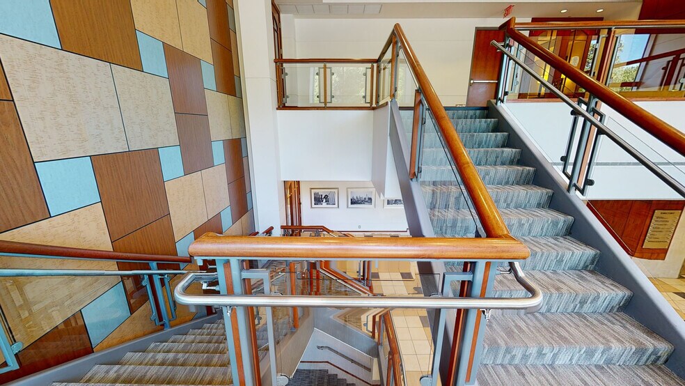 More Photos Of 357 S Gulph Rd, King Of Prussia Medical For Lease