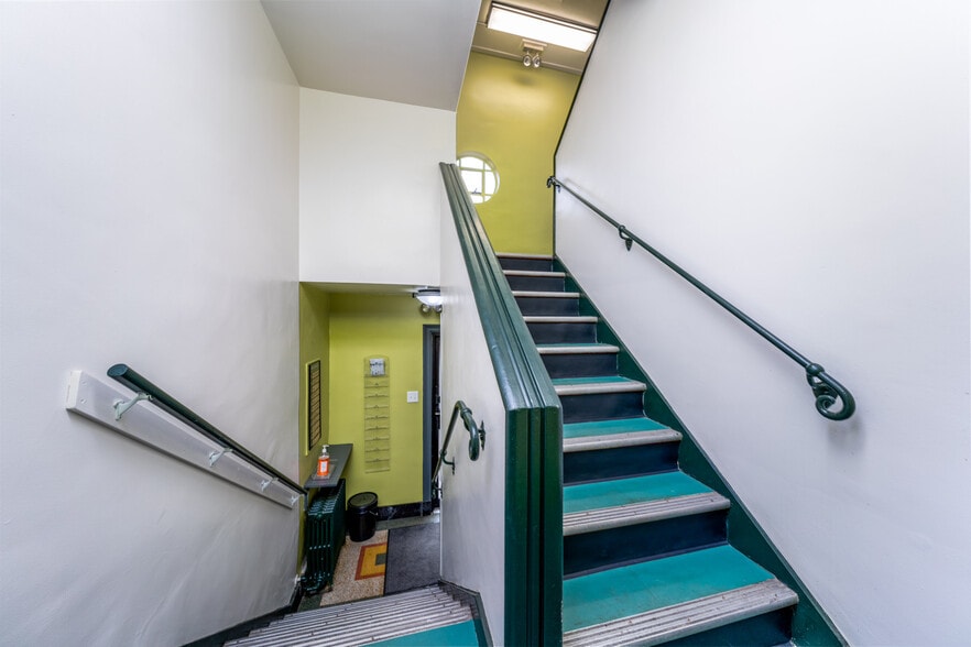 More Photos Of 201 S Craig St, Pittsburgh Office Residential For Lease