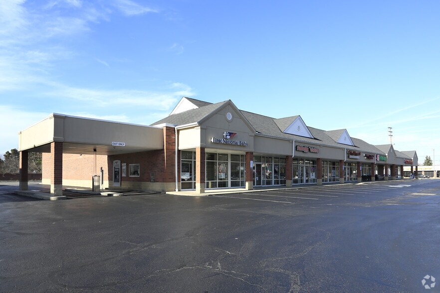 More Photos Of 17608 Pearl Rd, Strongsville Unknown For Lease