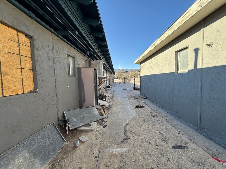 More Photos Of 83298-83420 Argus Ave, Trona Apartments For Sale