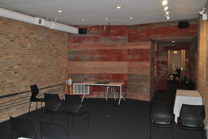 More Photos Of 1434 W Montrose Ave, Chicago Storefront For Sale