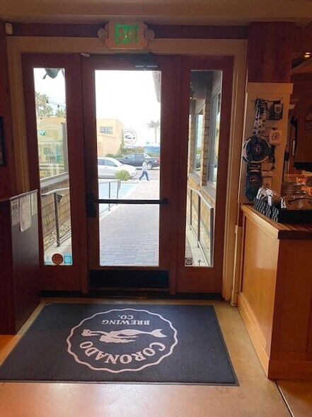 More Photos Of 875 Seacoast Dr, Imperial Beach Restaurant For Lease