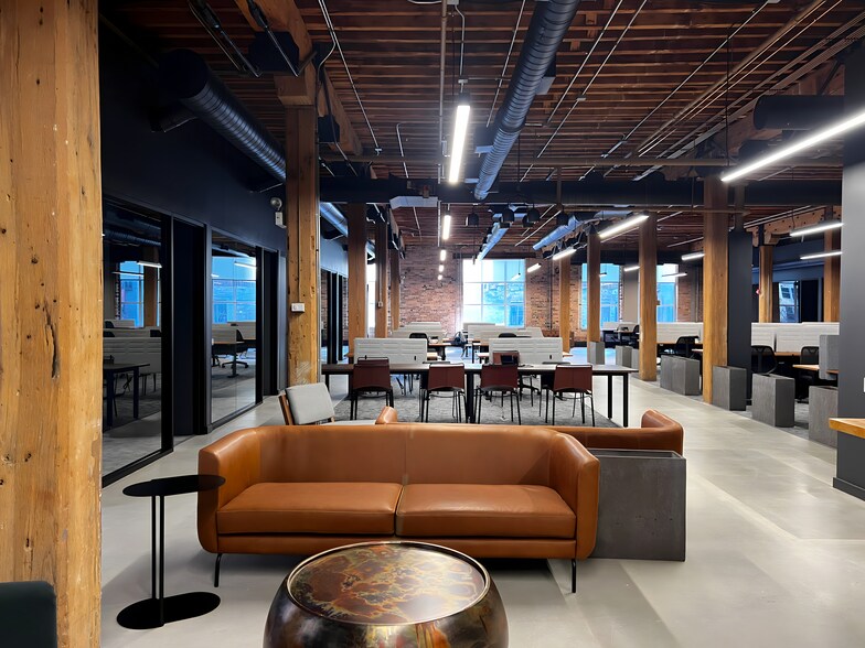 More Photos Of 130 S Jefferson St, Chicago Office For Lease